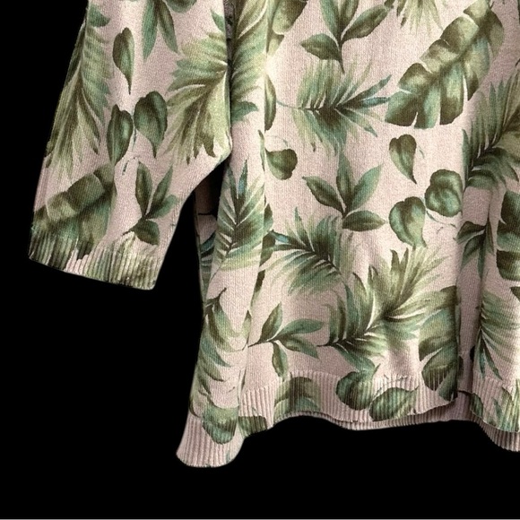 J Jill Palm Leaf Print Sweater Size Medium 3/4 Sleeve Tropical Green Knit Top - Picture 7 of 11